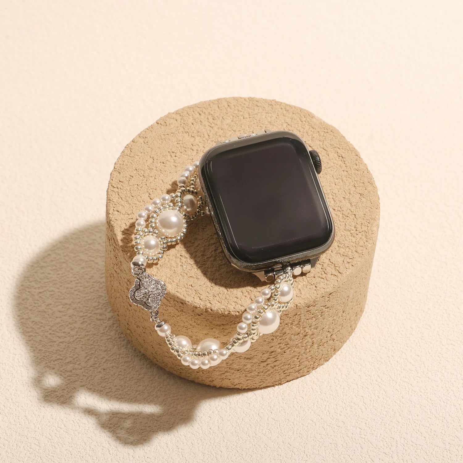 Elisabeth | Swarovski Pearl Handmade Apple Watch Band  display picture 2
