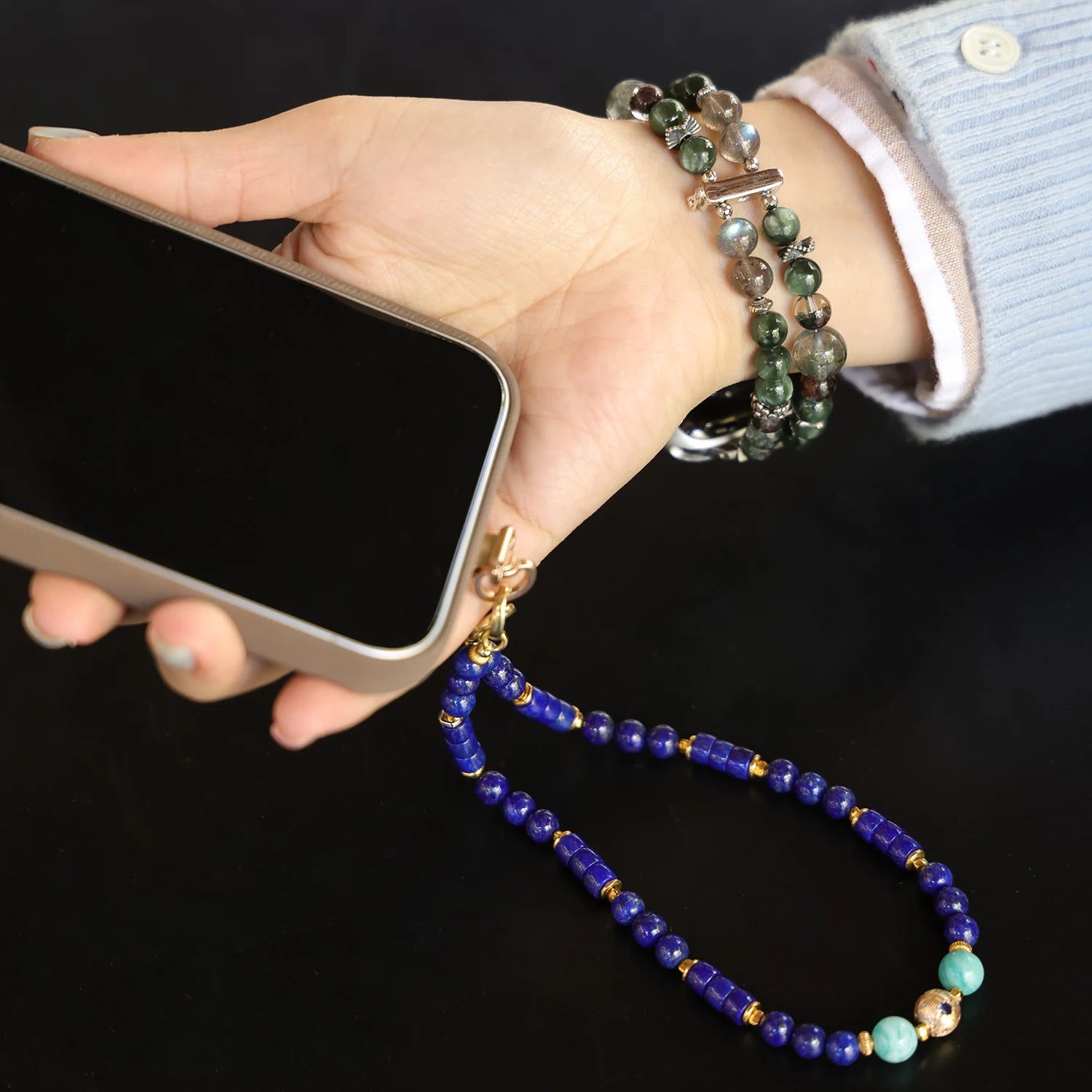 أوديت - سوار ساعة أبل مزدوج الخيوط مصنوع يدويًا من حجر الأمازونيت ولؤلؤ سواروفسكي