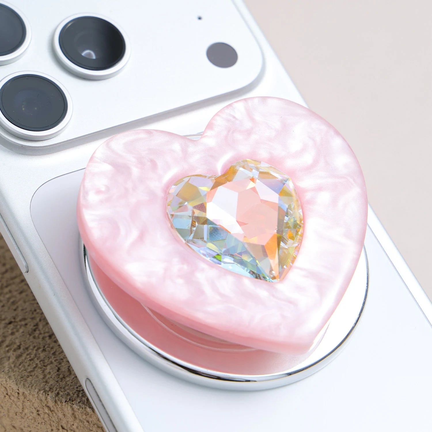 Rosarium Amoris - Heart Halo Phone Stand