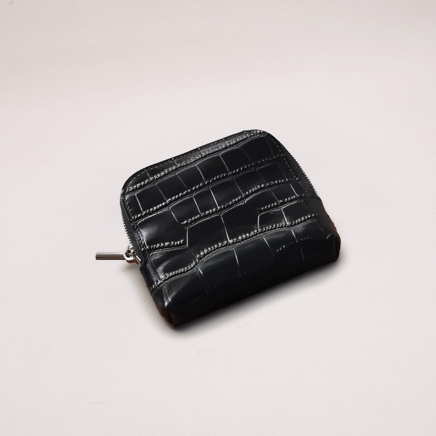 Matin de Chloris - Funda para teléfono MagSafe con ranura para tarjetas y rayas celadón