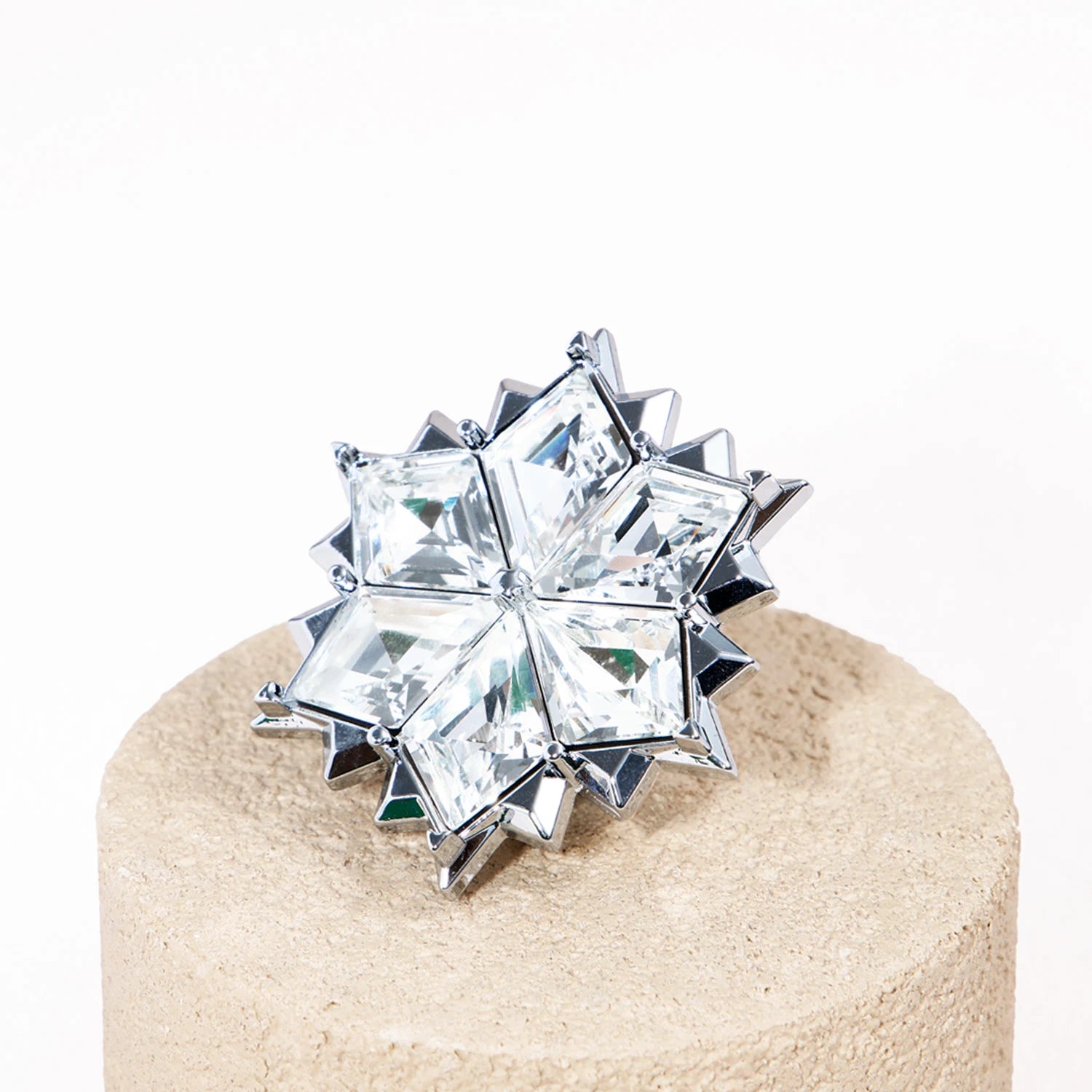 Asteria Givre crystal snowflake car diffuser with polished silver metal frame