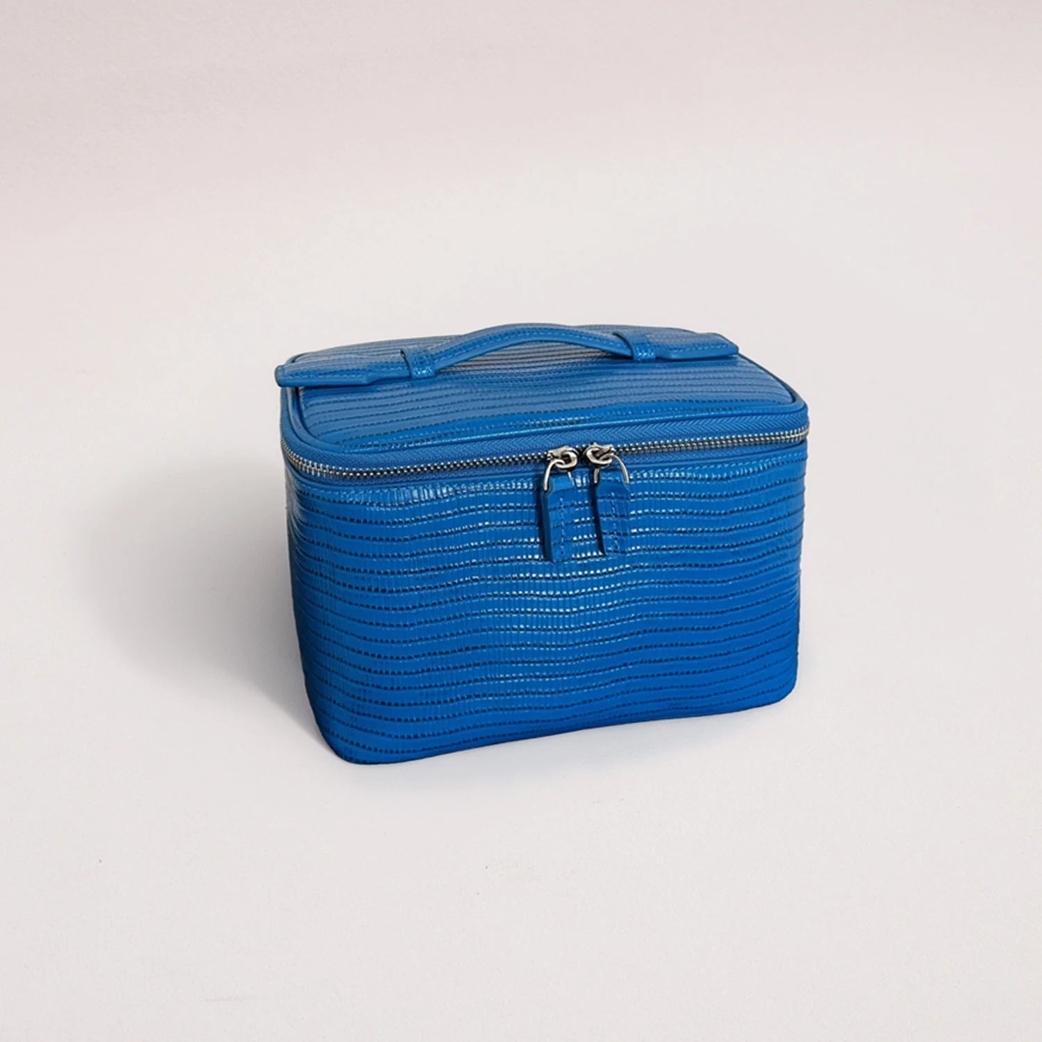 Aurelia Porticus – Lizard-Embossed Top-Grain Cowhide Vanity Bag