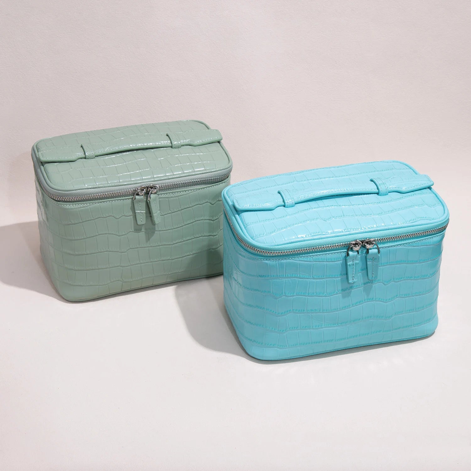 Aurelia Specchiere – Croc-Embossed Vanity Bag