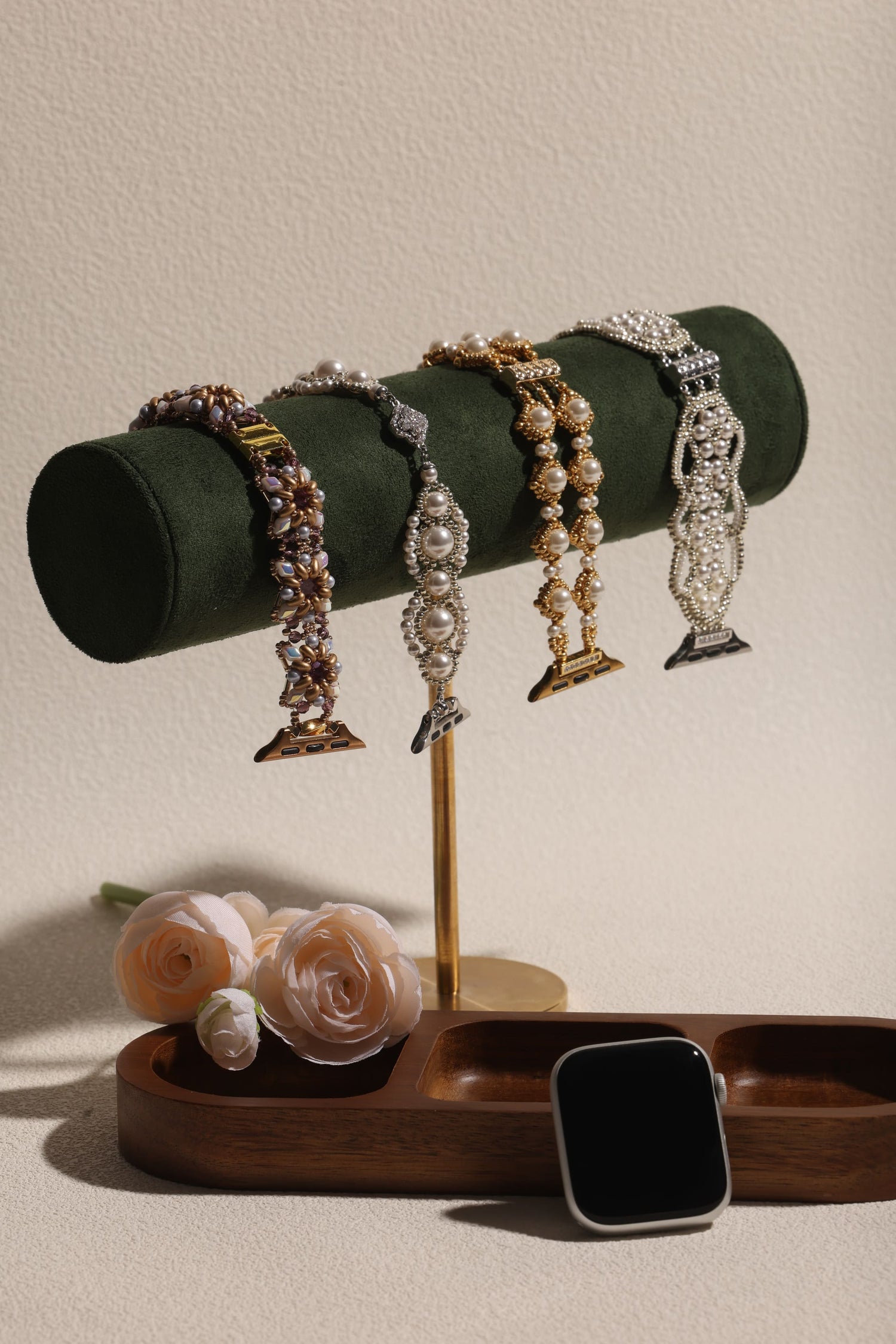 سوار ساعة ميوكي