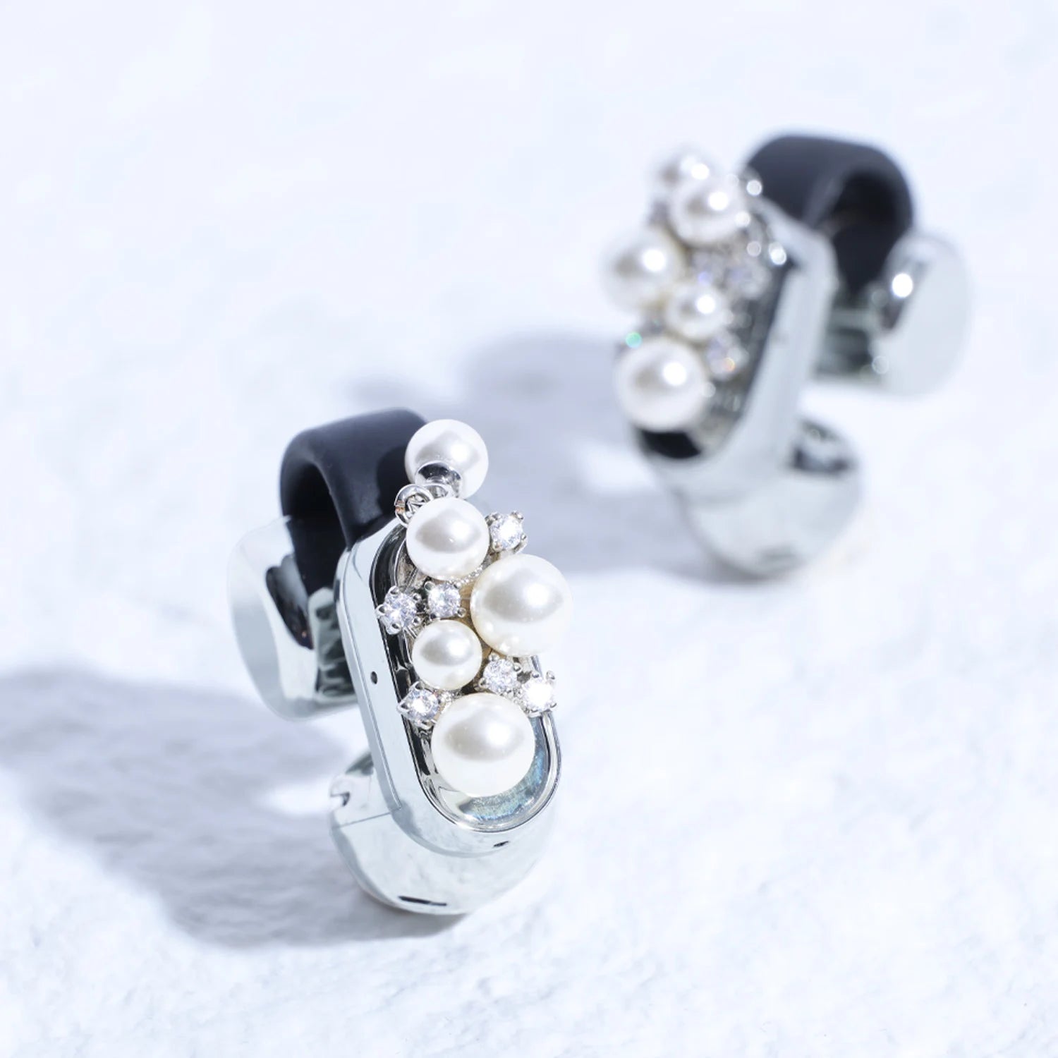 Venus Rosée – Pearl Starfall Ear Charm  (1 pair) !LIMITED!