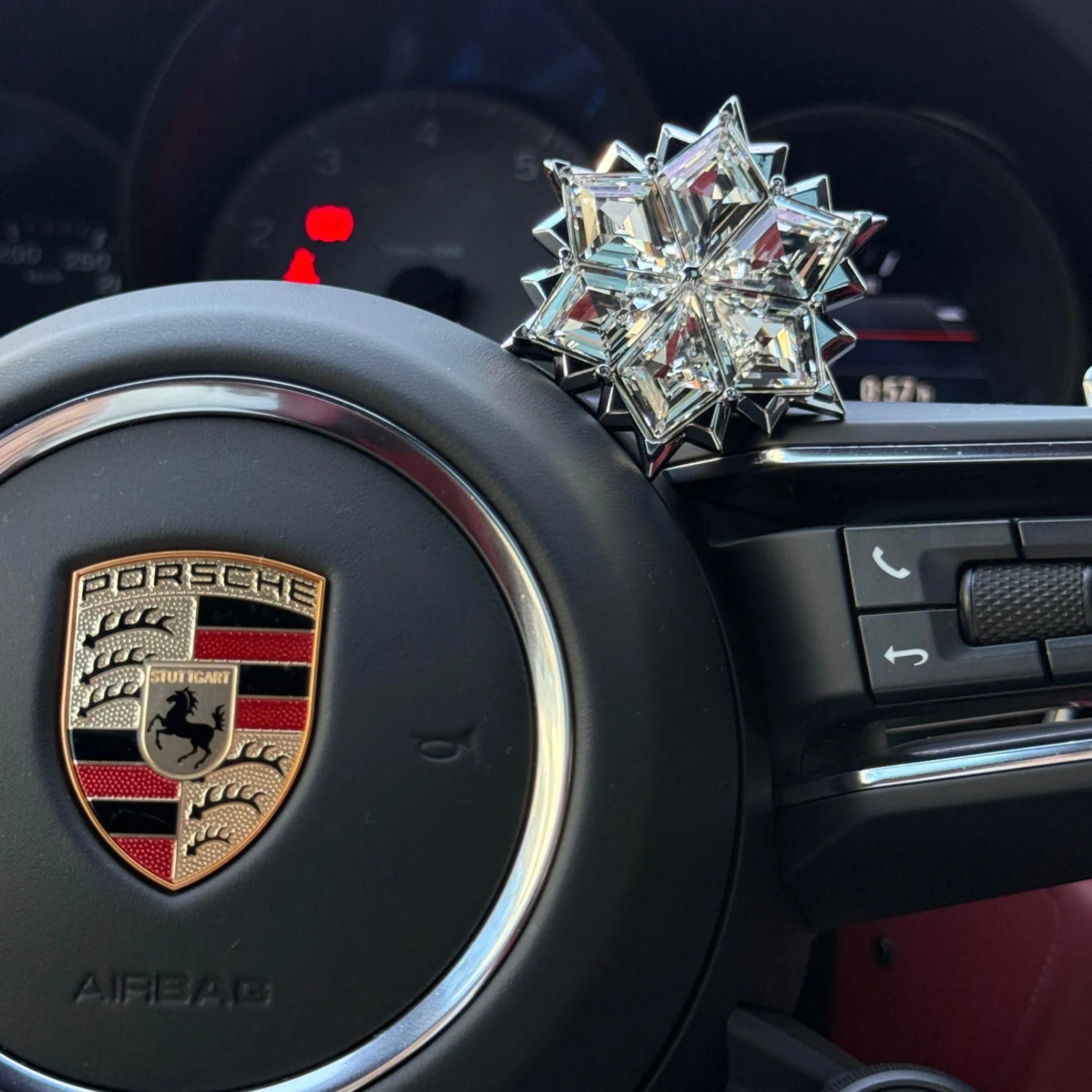 Asteria Givre - Grand Touring Crystal Car Fragrance