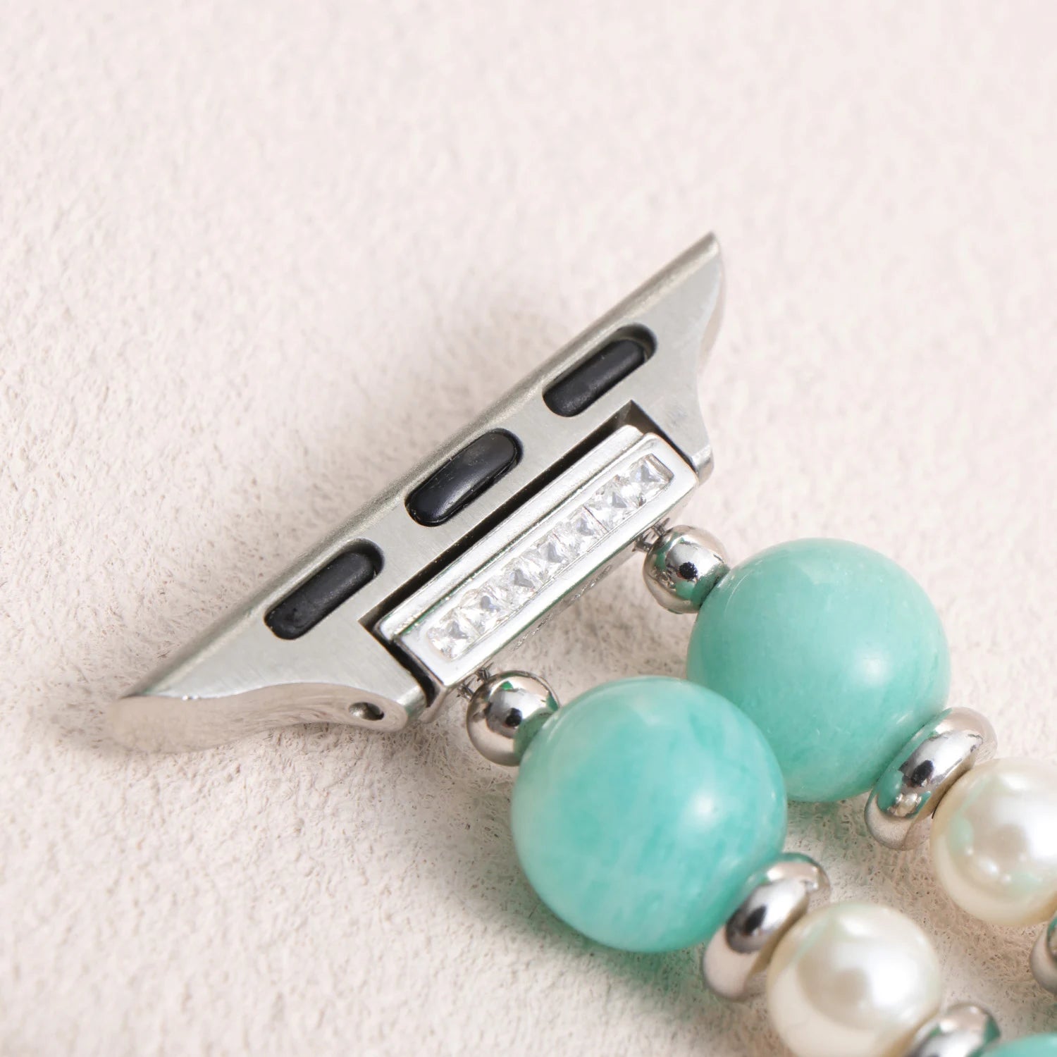 Odette – Cinturino per Apple Watch fatto a mano a doppio filo in Amazzonite e Perle Swarovski