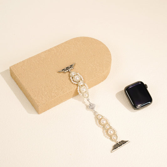 Classic Pearl Silhouette Band with Silver Accents